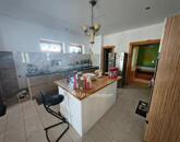 Eladó családi ház Lajoskomárom 128 000 000 Ft