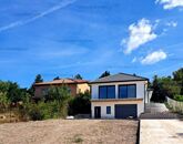 Eladó családi ház Szentendre 209 900 000 Ft