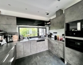 Eladó családi ház Pécs 149 000 000 Ft