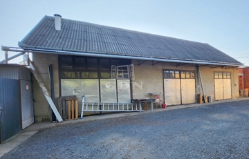 Eladó ipari ingatlan