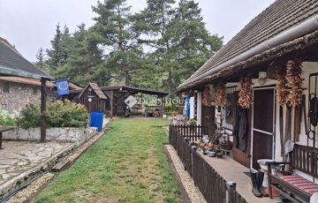 Eladó családi ház