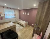 Eladó családi ház Pér 99 900 000 Ft