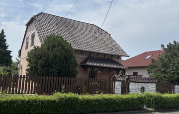 Eladó családi ház