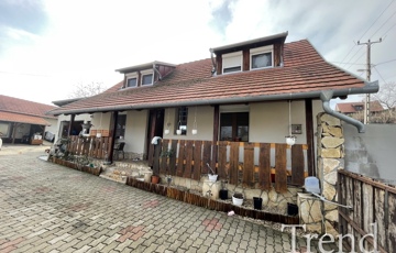 Eladó családi ház