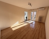 Eladó lakás Székesfehérvár 140 000 Ft