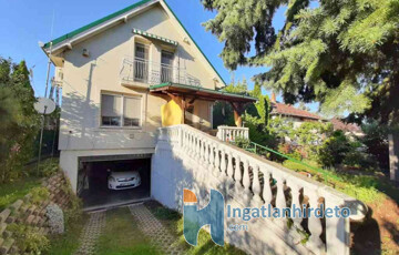 Eladó családi ház