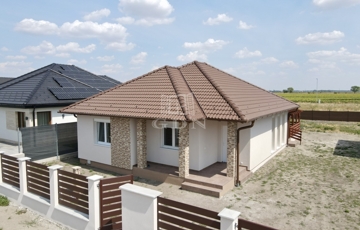 Eladó családi ház