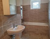 Szolnok belvárosában kétszobás, 3emeleti lakás kiadó!