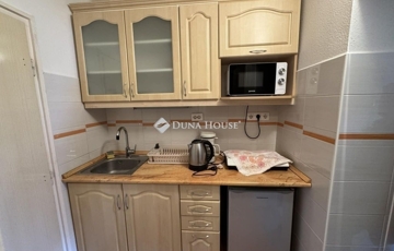 Eladó lakás