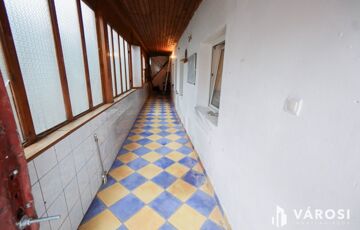 Eladó családi ház