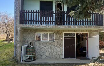 Eladó családi ház