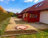 Kővágóörsön kiadó ikerházrész