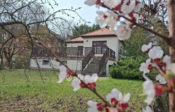 Eladó családi ház