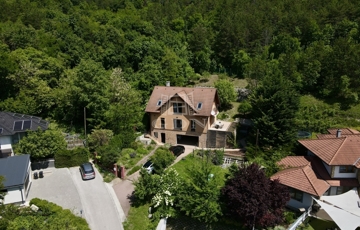 Eladó családi ház