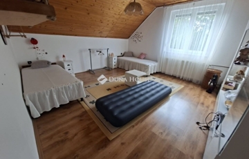 Eladó családi ház