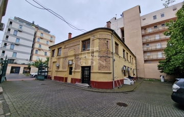 Eladó ipari ingatlan