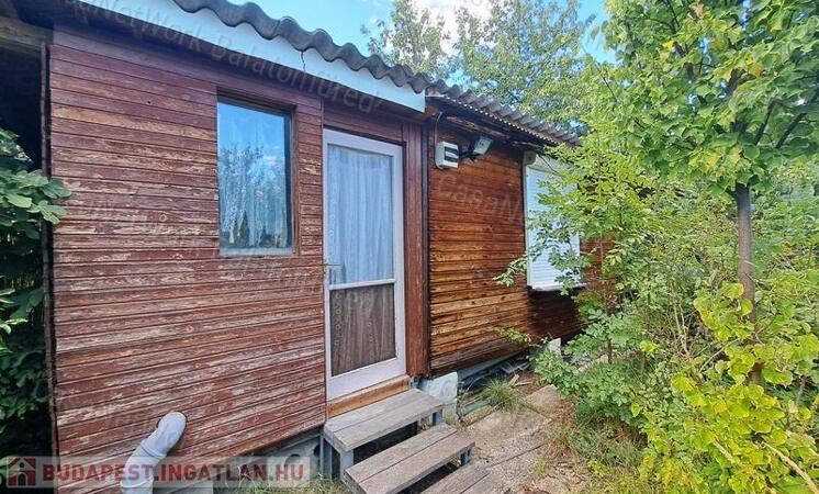 Erdő közelében - eladó ZÁRTKERT BALATONALMÁDIBAN                                 