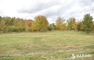 Eladó telek/földterület