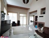 Eladó családi ház Csobánka 295 000 000 Ft