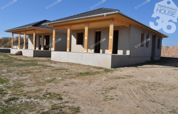 Eladó családi ház