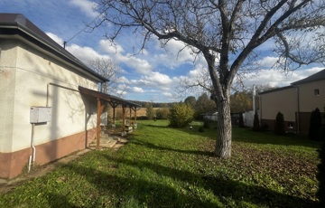 Eladó családi ház