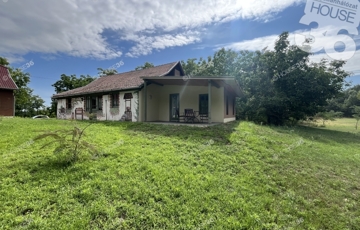 Eladó családi ház