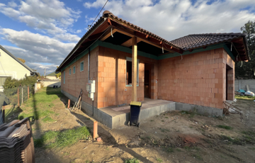 Eladó családi ház