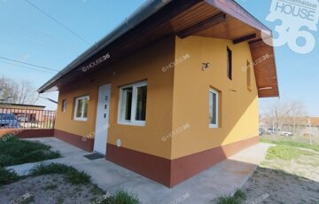 Eladó családi ház