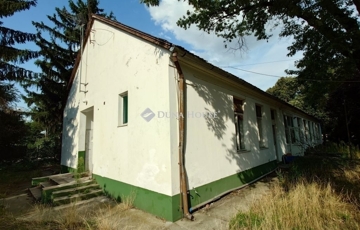 Eladó családi ház