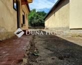 Eladó családi ház Pécel 65 000 000 Ft