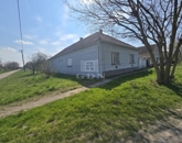 Eladó családi ház Madaras 9 500 000 Ft