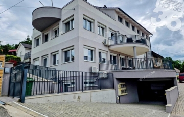 Eladó családi ház