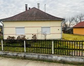 330436
