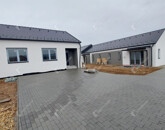 Eladó családi ház Tatabánya 98 000 000 Ft