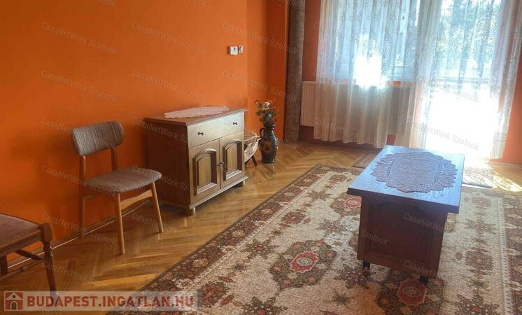 Szolnokon a Patak utcában 2 szobás lakás kiadó!                                 