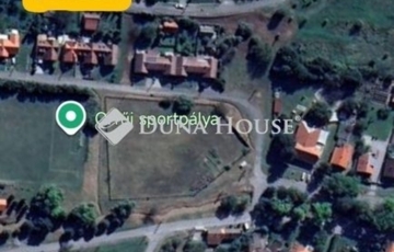 Eladó telek/földterület