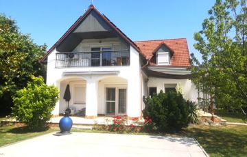 Eladó családi ház