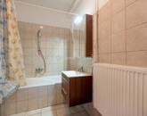 Eladó családi ház Tata 119 900 000 Ft