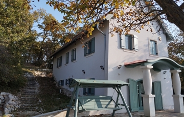 Eladó családi ház