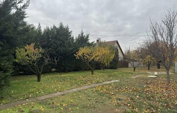 Eladó telek/földterület