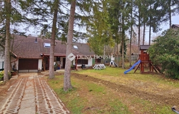 Eladó családi ház