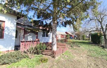 Eladó családi ház