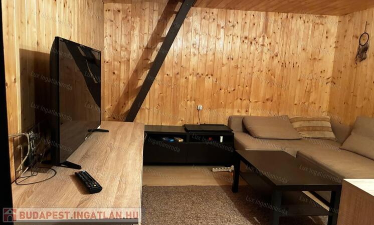 Eladó belterületi nyaraló- Tatabánya, Síkvölgy                                 