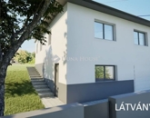 Eladó családi ház Pécs 54 990 000 Ft