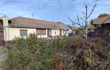 Eladó családi ház