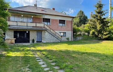 Eladó családi ház