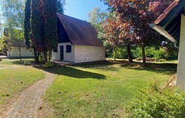 Eladó üdülő/nyaraló