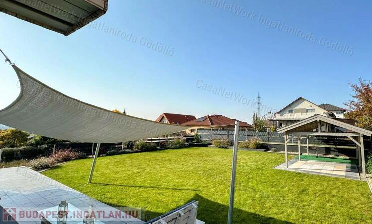 Prémium Családi Ház, Mogyoród Panorámás Részén!                                 