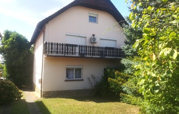 Eladó családi ház