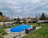 Eladó felújított családi ház balatoni panorámával Balatonalmádiban!